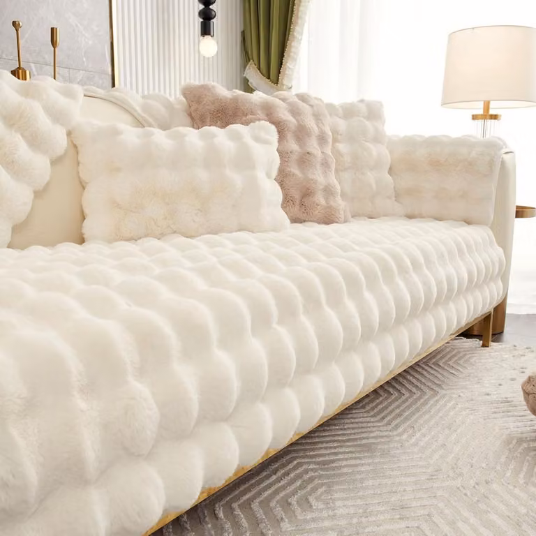 Beige Pluche Sofahoes met Antislip Onderkant voor Banken - 70 x 70 cm