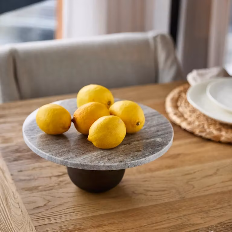 Riviera Maison Taartplateau Chester rond keramiek en steen beige/grijs Diameter: 30 cm, Hoogte: 14 cm