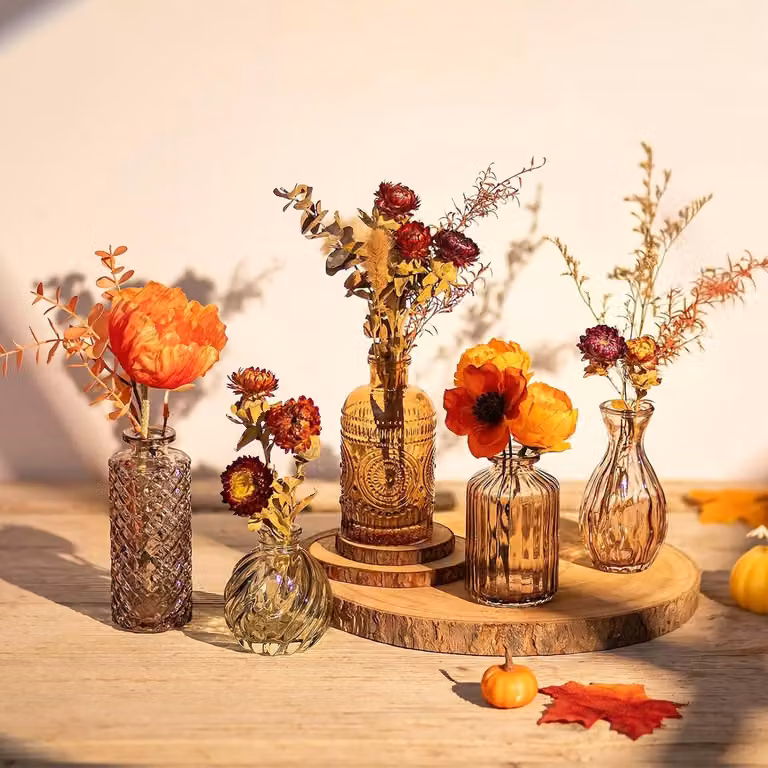 Kleine Glazen Knopvazen voor Decoratieve Bloemstukken en Tafelversiering