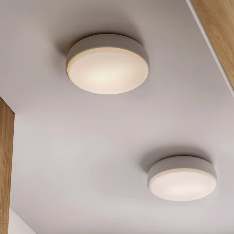 Northern Over Me 50 Plafondlamp Wit - Ronde Designerlamp van Metaal voor Woonkamer of Badkamer