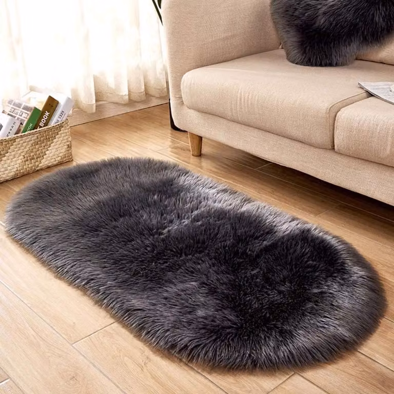 Grijs Pluche Vloerkleed - Ultra Zacht Tapijt voor Woonkamer, Slaapkamer of Kinderkamer - 60 x 150 cm