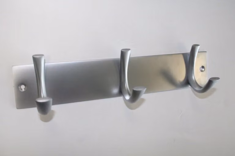 Garderobe Haaklijst Kapstoklijst met Kledinghaken in Mat Chroom Zilver, B/D/H: 260 x 65 x 55 mm