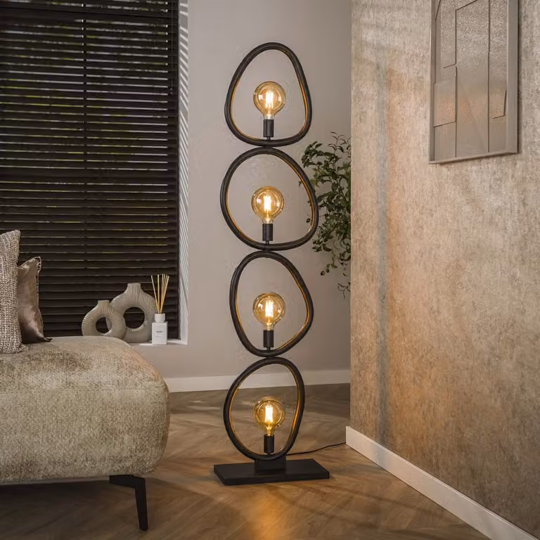 Lyora Pebble Landelijke Vloerlamp - Zwart - 4x E27