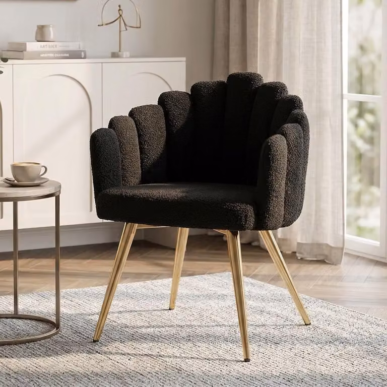 Zwarte lounge fauteuil met kunstbont en vingervormige rugleuning, Diepte: 46 cm