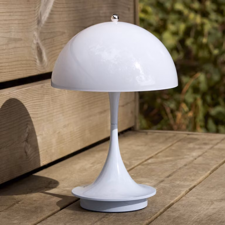 Louis Poulsen Panthella 160 Portable V3 LED tafellamp, blau, dimbaar