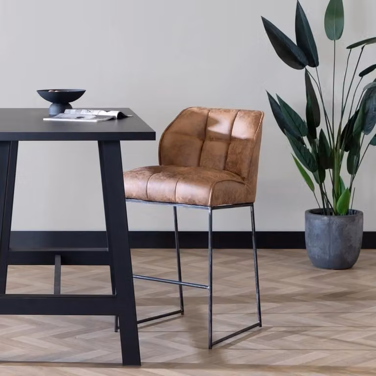 Industriële barkruk Abel van Bronx71 in cognac met zwart metaal, Hoogte: 82 cm