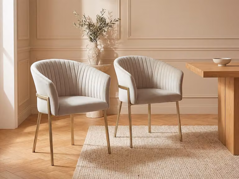 Set van 2 beige fluwelen stoelen met armleuningen en goudkleurig metaal - ZAOVA