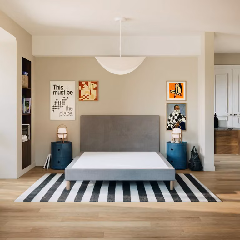 Hypnia modern hoofdbord in grijs met stoffen bekleding en massief houten frame