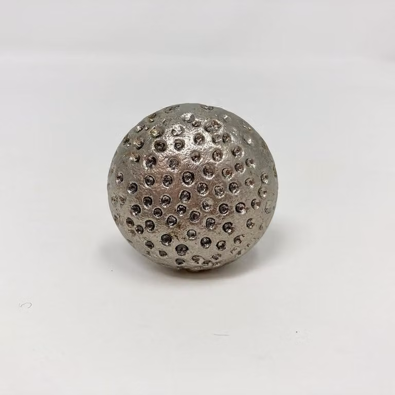 Handgemaakte gehamerde tinnen kastknop Beker voor het upcyclen van meubels - Hartafstand: 91 mm