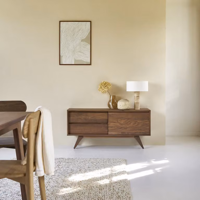 Tikamoon Esmée Dressoir van massief notenhout - Bruin - Breedte: 130 cm