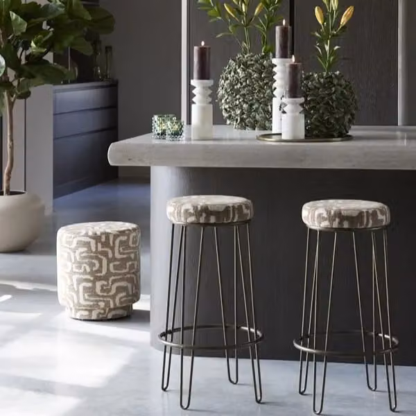 Light en Living Barkruk Alice met abstracte bekleding in groen-grijs-beige-bruin en brons, B/D: 41 cm, H: 73 cm