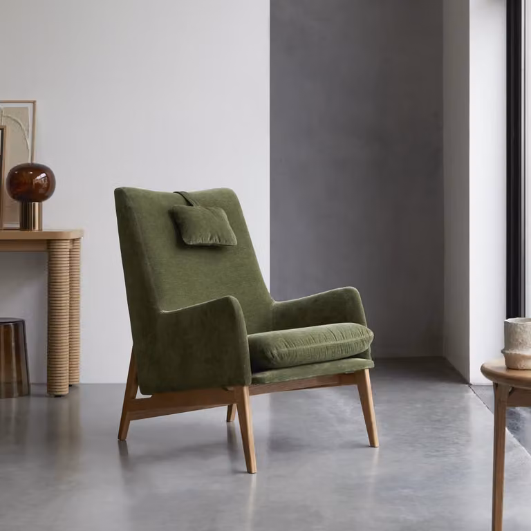 Tikamoon Lounge Fauteuil met Massief Eikenhouten Frame en Groen Fluweel