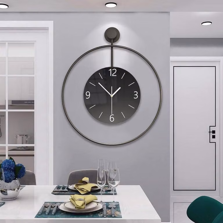 Moderne XXL Wandklok 52 x 68 cm - Stille Hoogglans Zwarte Pendelklok voor Minimalistische Decoratie
