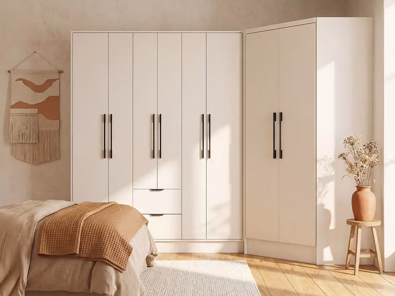 FEOVA Moderne Witte Hoekkast met 8 Deuren en 2 Lades voor de Slaapkamer