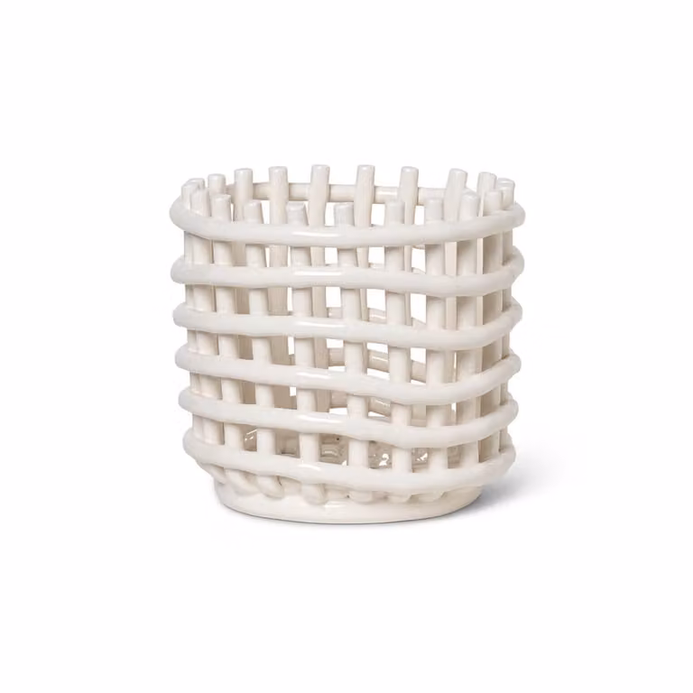 Ferm Living Ceramic gevlochten mand met open weefsel, wit, Ø 16 cm