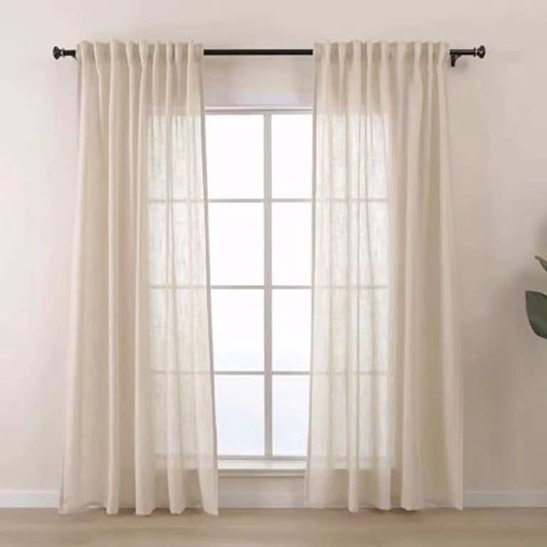 Set van 2 beige semi-transparante linnen gordijnen in landelijke stijl voor de woonkamer of slaapkamer
