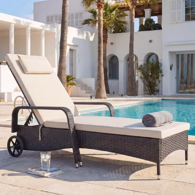 Mendler Poly-Rattan ligbed Carrara relaxstoel voor de tuin met aluminium frame in antraciet en beige kussens