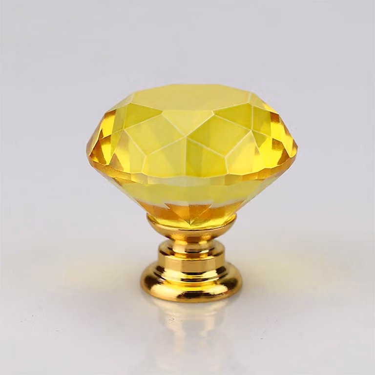Kristallen Deurknoppen en Ladehandgrepen in Goud met Diamantgeslepen Afwerking, 30mm
