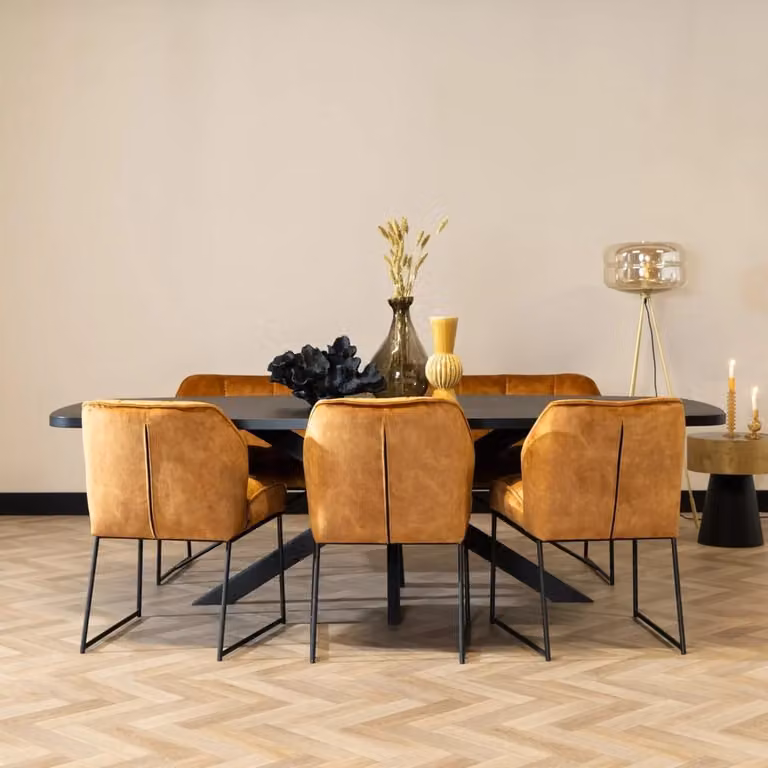 Velvet eetkamerstoel Janna okergeel/cognac met metalen onderstel