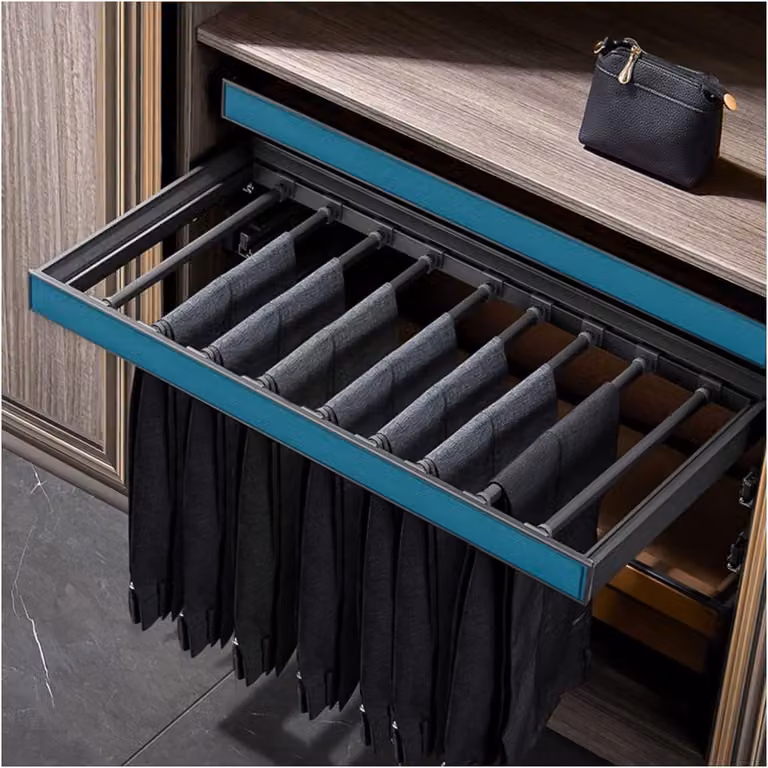 Verstelbare blauwe uittrekbare broekhanger voor in de garderobe met demping, 95 cm
