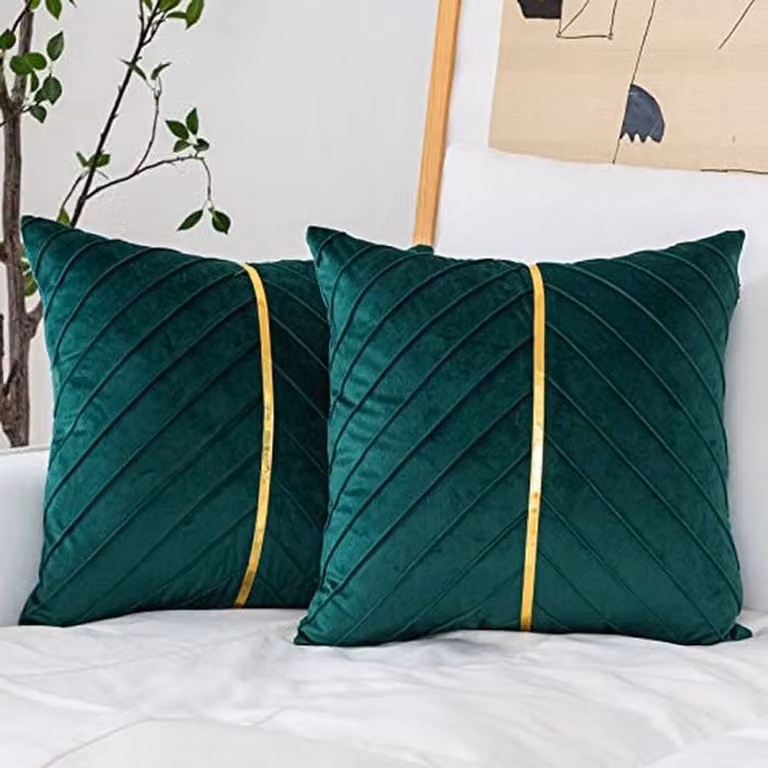 Set van 2 Fluwelen Kussenhoezen in Zacht Goud en Smaragdgroen - Decoratieve Slups voor de Woonkamer - 46 x 46 cm