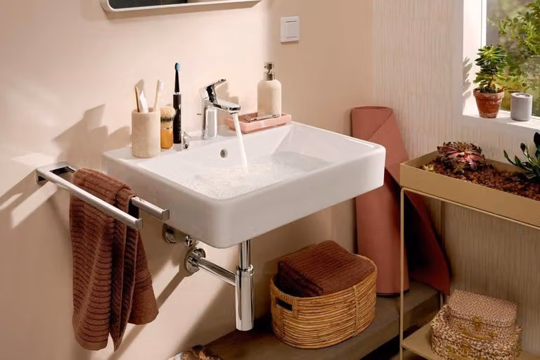 Hansgrohe Vernis Blend 100 CoolStart wastafelmengkraan met pop-up waste, chroom