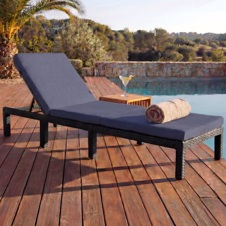 Mendler Poly-Rattan ligbed HWC-A51 relaxstoel in antraciet met grijze kussens