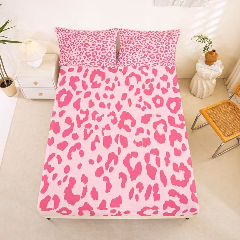 Felroze Beddengoedset met Luipaardprint van Zachte Microvezel - Kingsize 150x200 cm