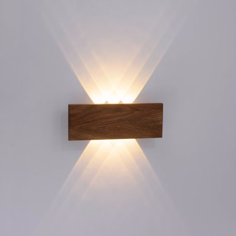 Paul Neuhaus Palma LED wandlamp in bruin hout en metaal