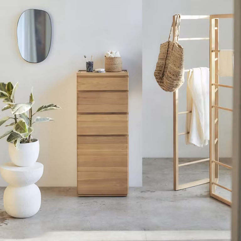 Tikamoon Nino Kolomkast van massief teak, Bruin, B/D/H: 50 x 40 x 120 cm