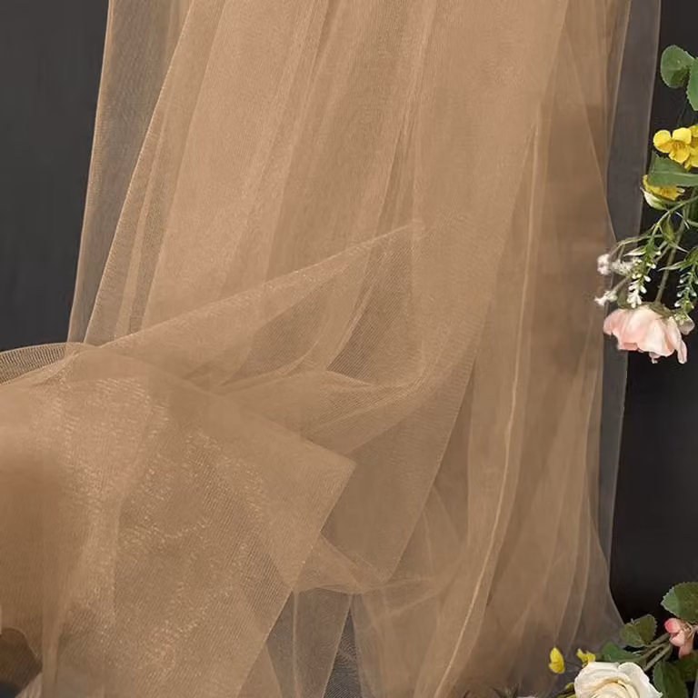 Bruine tule rok voor tafeldecoratie en knutselen, 3 m x 160 cm
