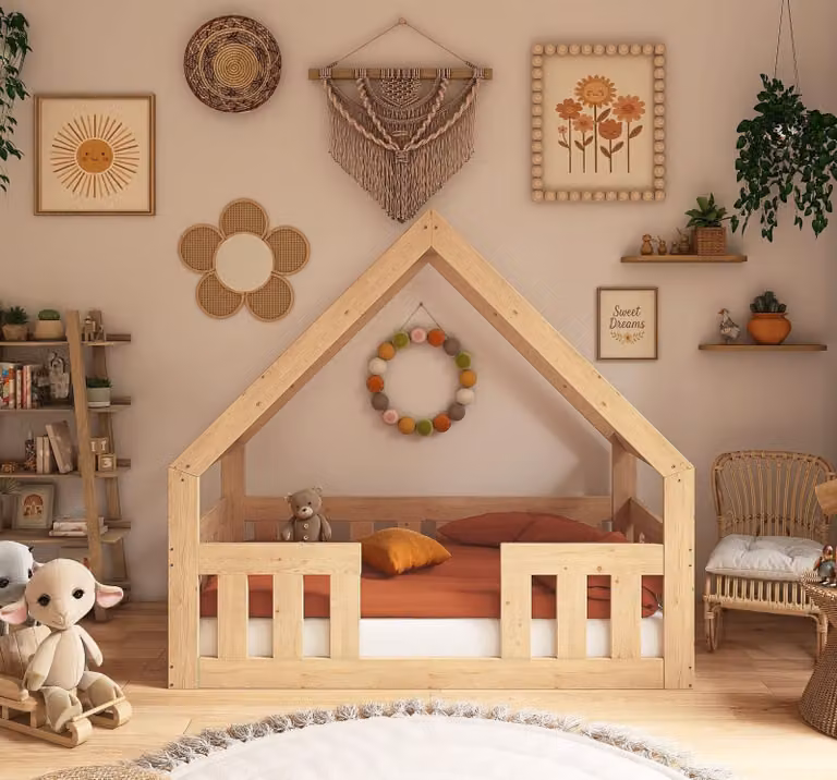 Need Sleep laag kinderbed met geïntegreerd hek van massief hout, 70 x 140 cm