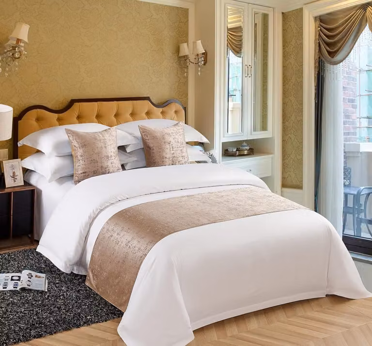Bedloper Chenille Bedloper Sjaal Bed Decoratie Goud - 50 x 210 cm