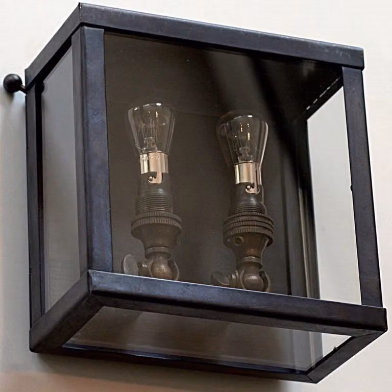 Authentage Vitrine 2L Buitenlamp - Zwart - Hoogte: 15 cm