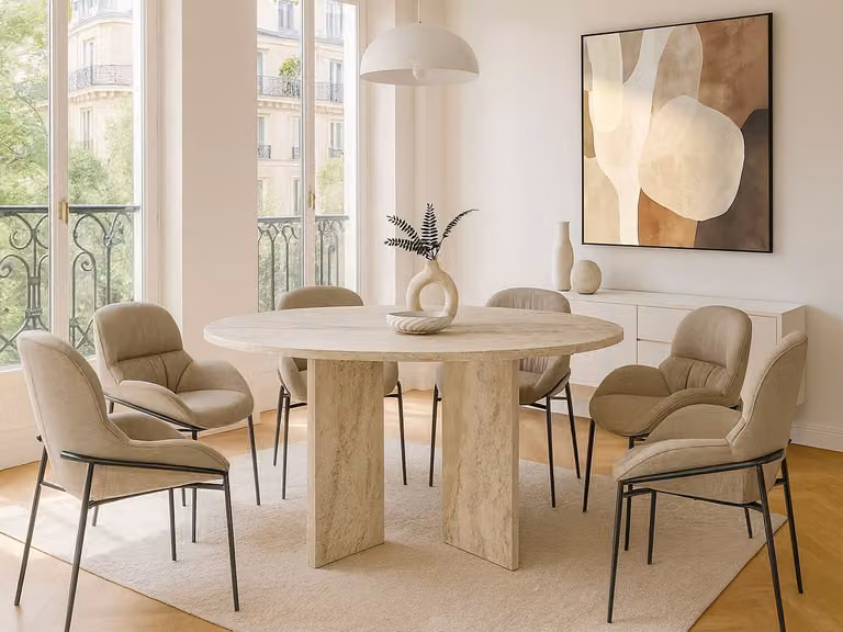 Ronde eettafel voor 6 personen met beige travertijneffect - TOPANIA - Diameter: 138 cm, Hoogte: 75 cm