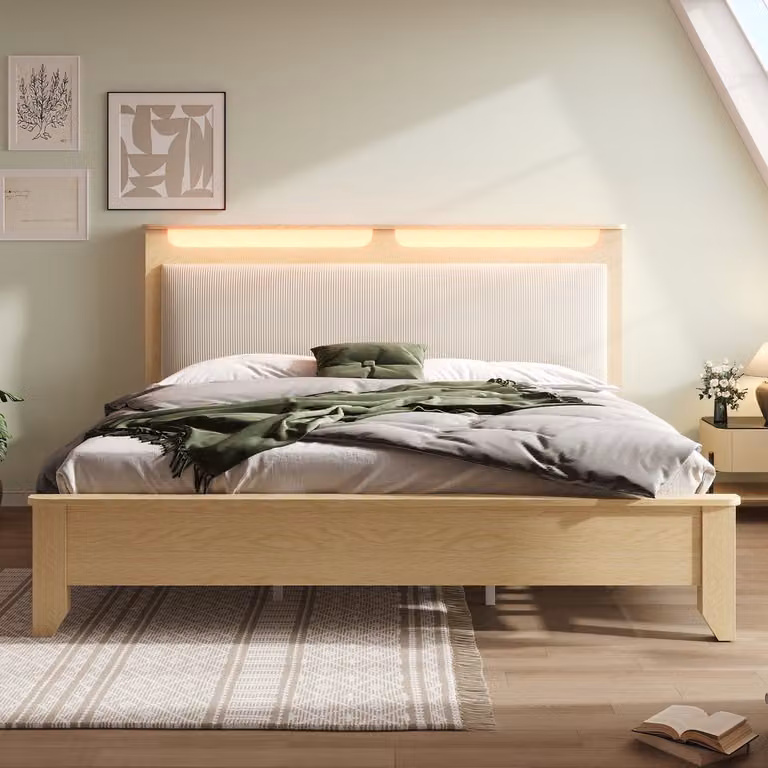 Beige gestoffeerd tweepersoonsbed met opbergruimte, LED-verlichting en houten bedframe, 160 x 200 cm