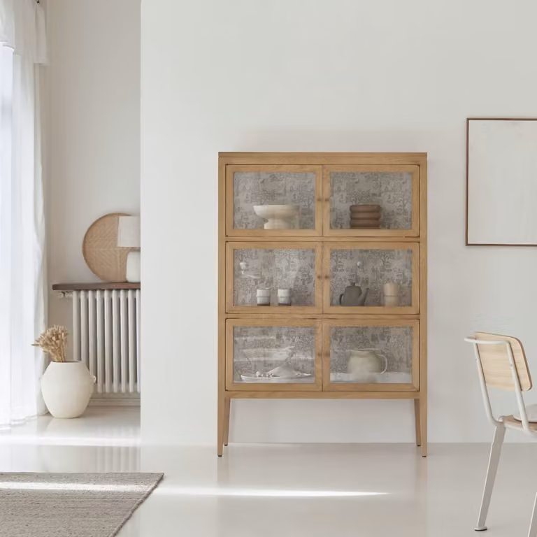 Tikamoon Tana Vitrinekast met glazen deuren en eikenhout - Bruin - B: 110 cm, D: 40 cm, H: 160 cm