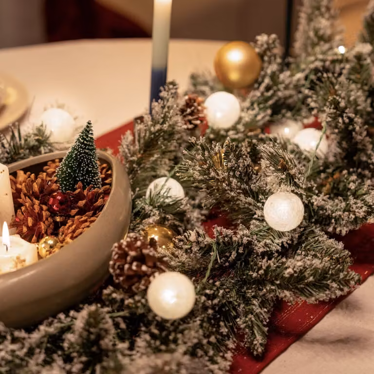 Luca Lighting Kerstguirlande met LED en timer, wit en goud, 270 cm