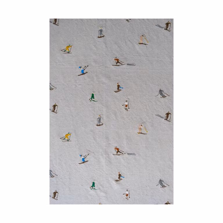Fine Little Day Tafelkleed Skiers Natuur B: 250 cm, H: 147 cm