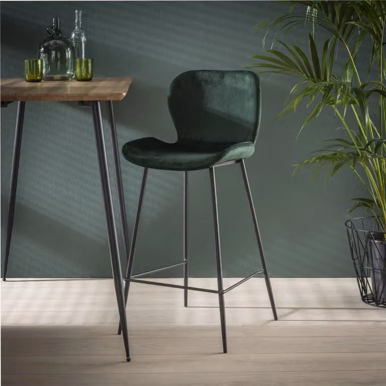 WoonStijl Barstoel met ronde buis, Groen Velvet en Zwart Metaal