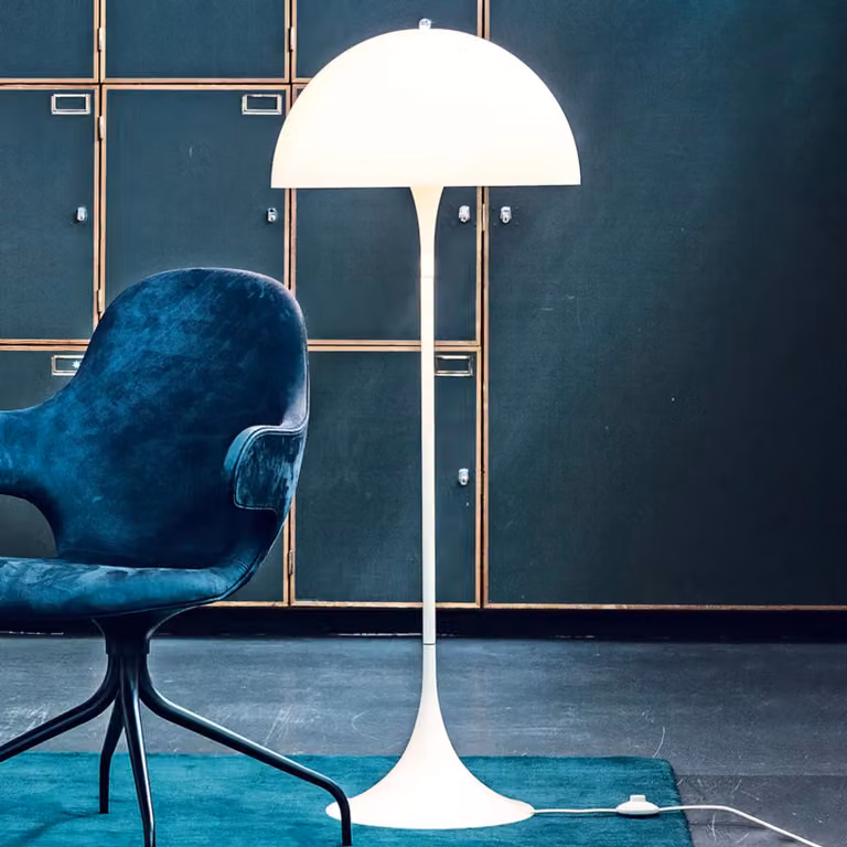 Louis Poulsen Panthella vloerlamp wit/opaal