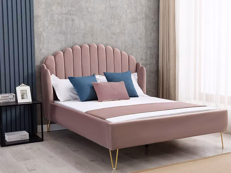 SAGALI Bed met glooiend hoofdeinde in oud roze fluweel, B/D/H: 140 x 190 x 203 cm