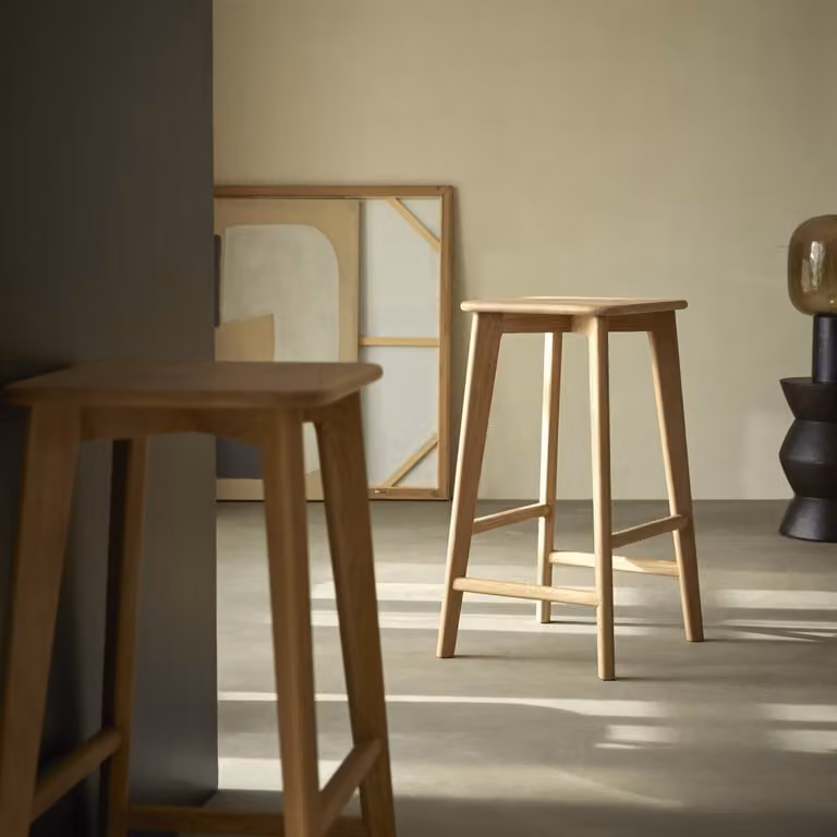 Tikamoon Abel Barkruk van massief eikenhout - Bruin/Beige