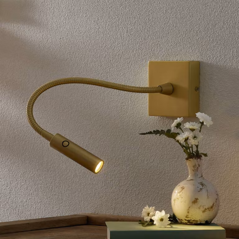 LEDS-C4 Tip Modern LED Wandlamp in Messing/Goud met verstelbare lichtinval voor de slaapkamer