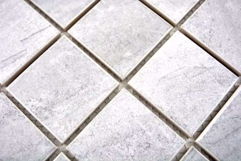Set van 10 donkergrijze keramische mozaïektegels voor wandbekleding in de badkamer